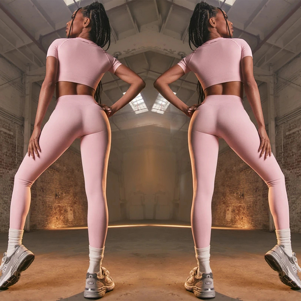 High Quality Activewear Women Gym Wear Gym Outfit Set for Women Customized Yoga Set  Women Sportwear