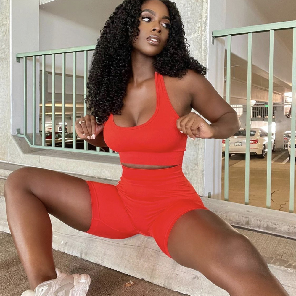 Summer New Arrival Seamless Yoga Set for Women's Sports and Fitness