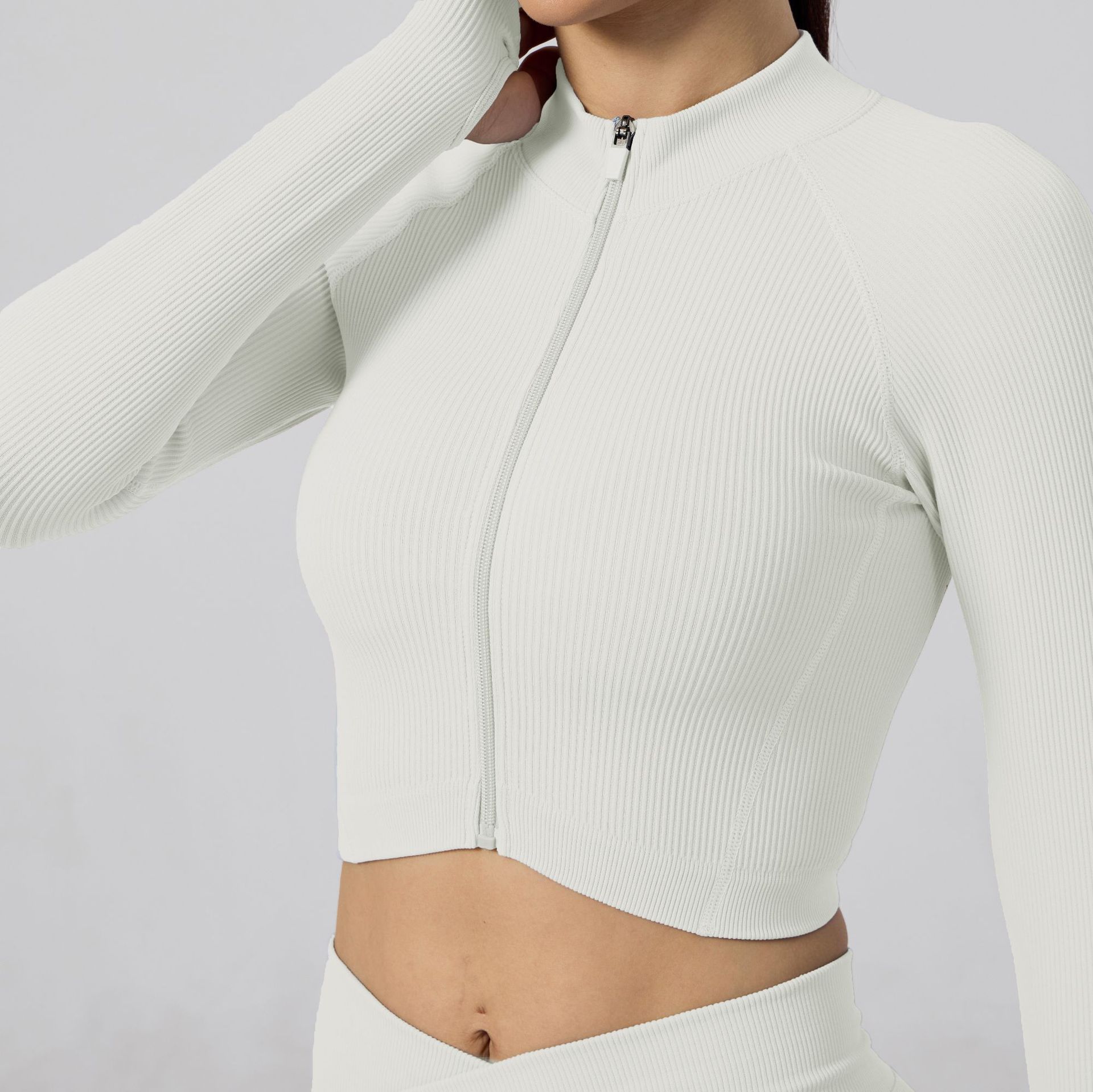 Seamless Women's Sports Bra Long-sleeved top for Fitness and Body Shaping